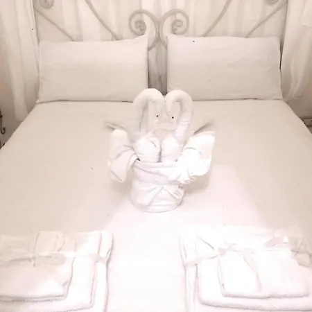 Oda ve Kahvaltı Smeraldo 4*